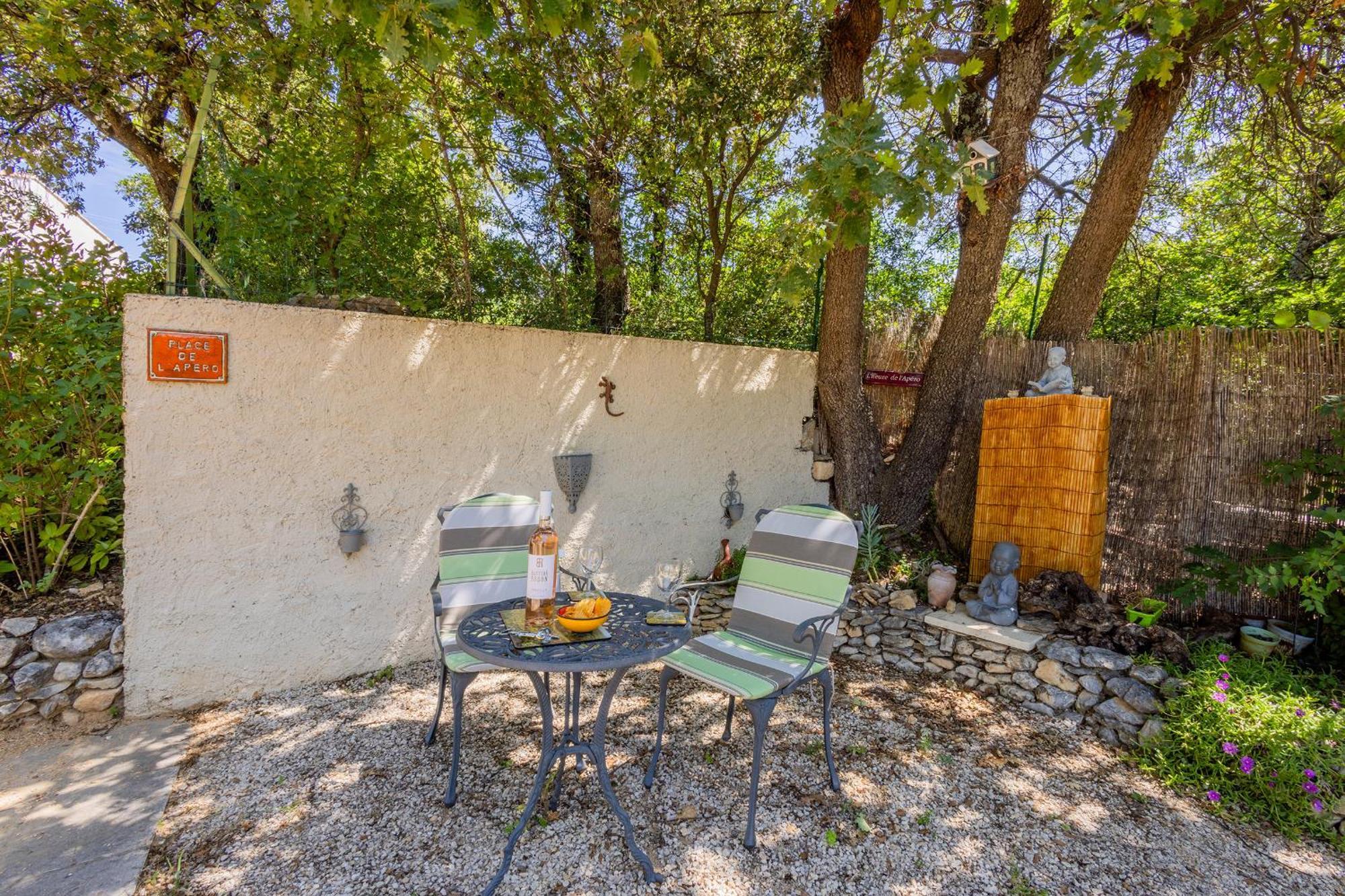 Gite L'Escapade Saint-Saturnin-lès-Apt Exterior photo
